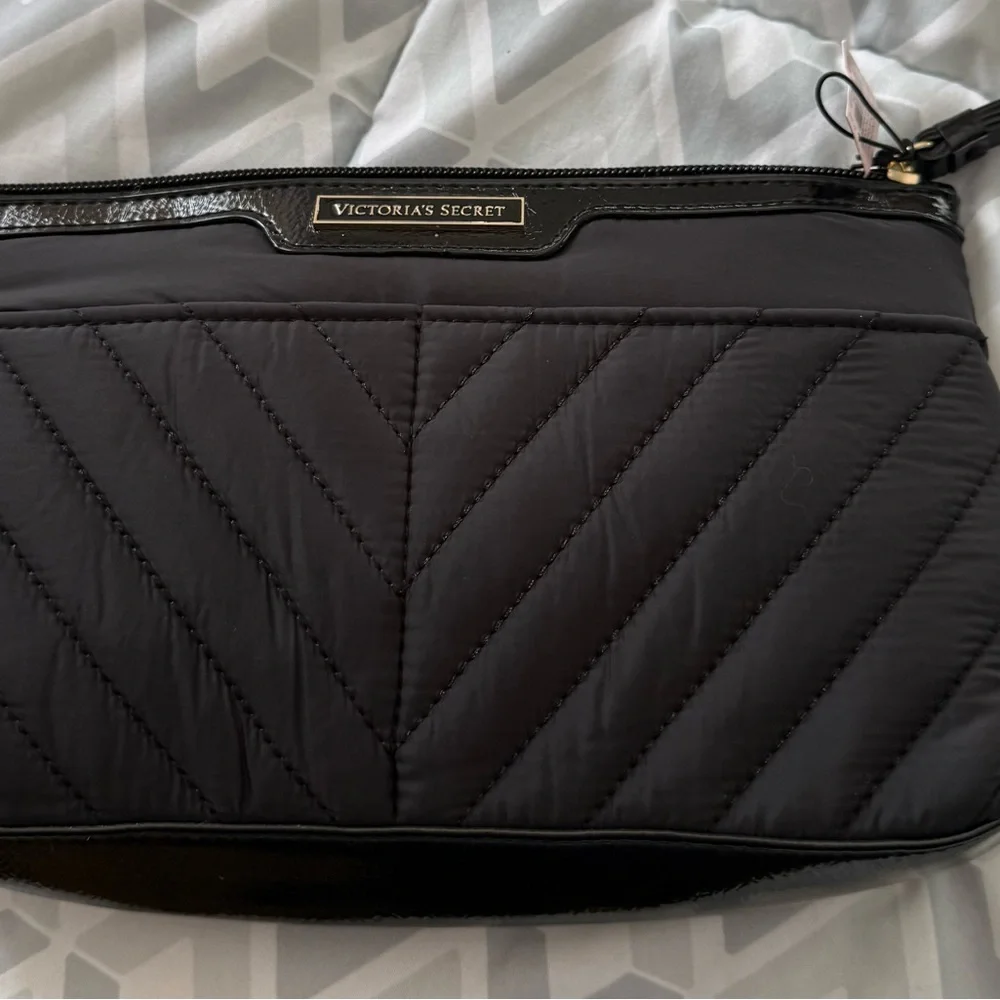 New Victoria's Secret soft zip make up bag